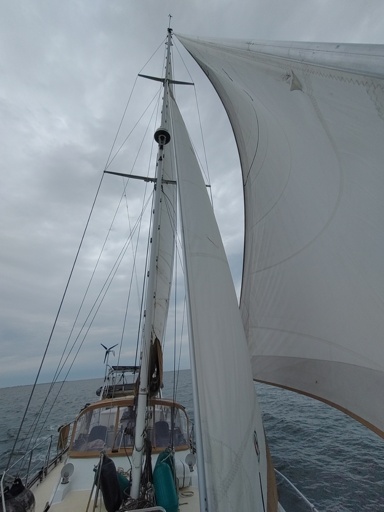 Full Sails from the bow